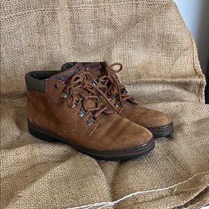 Timberland Women’s Brown Suede Hiking Boot Leather boot sz 8 Granola Outdoor